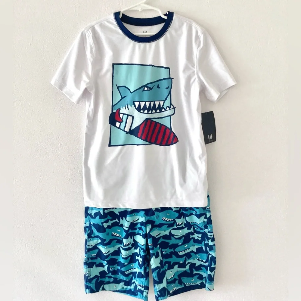 NWT Gap 2 Piece Shark Rash Guard and swim Trunks Size M